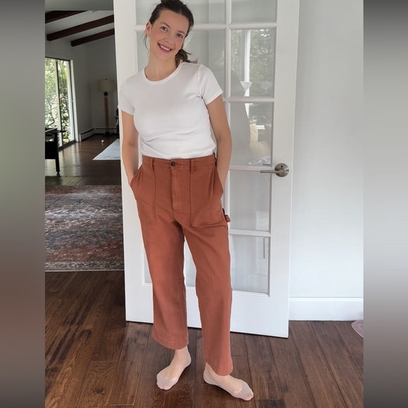 Super cool and comfortable High Rise Straight Crop Chinos by Gap size 10 - Picture 6 of 13